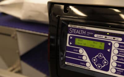Detectores de metal Fortress Technology reduzem custos na indústria de processamento de carnes